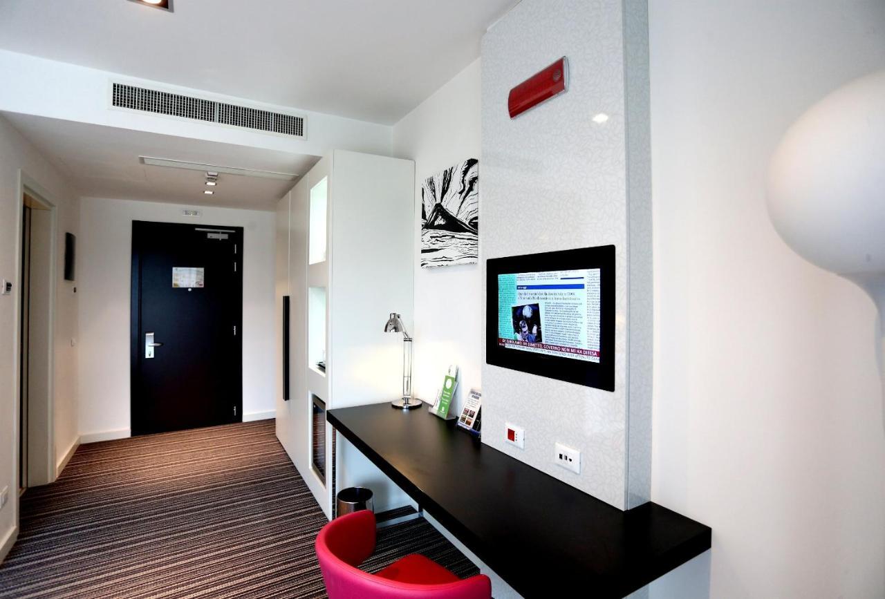 Holiday Inn Nola - Naples Vulcano Buono By Ihg Exterior foto